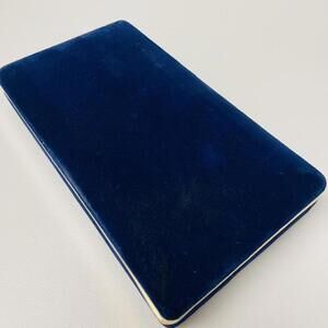 MELE Vintage 60’s Blue Velvet Earrings | Fashion Jewelry Case | Travel Organizer